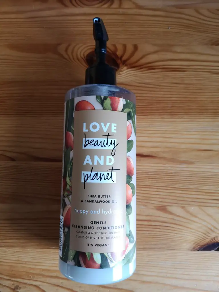 A bottle of Love Beauty and Planet: Gentle Cleansing Conditioner