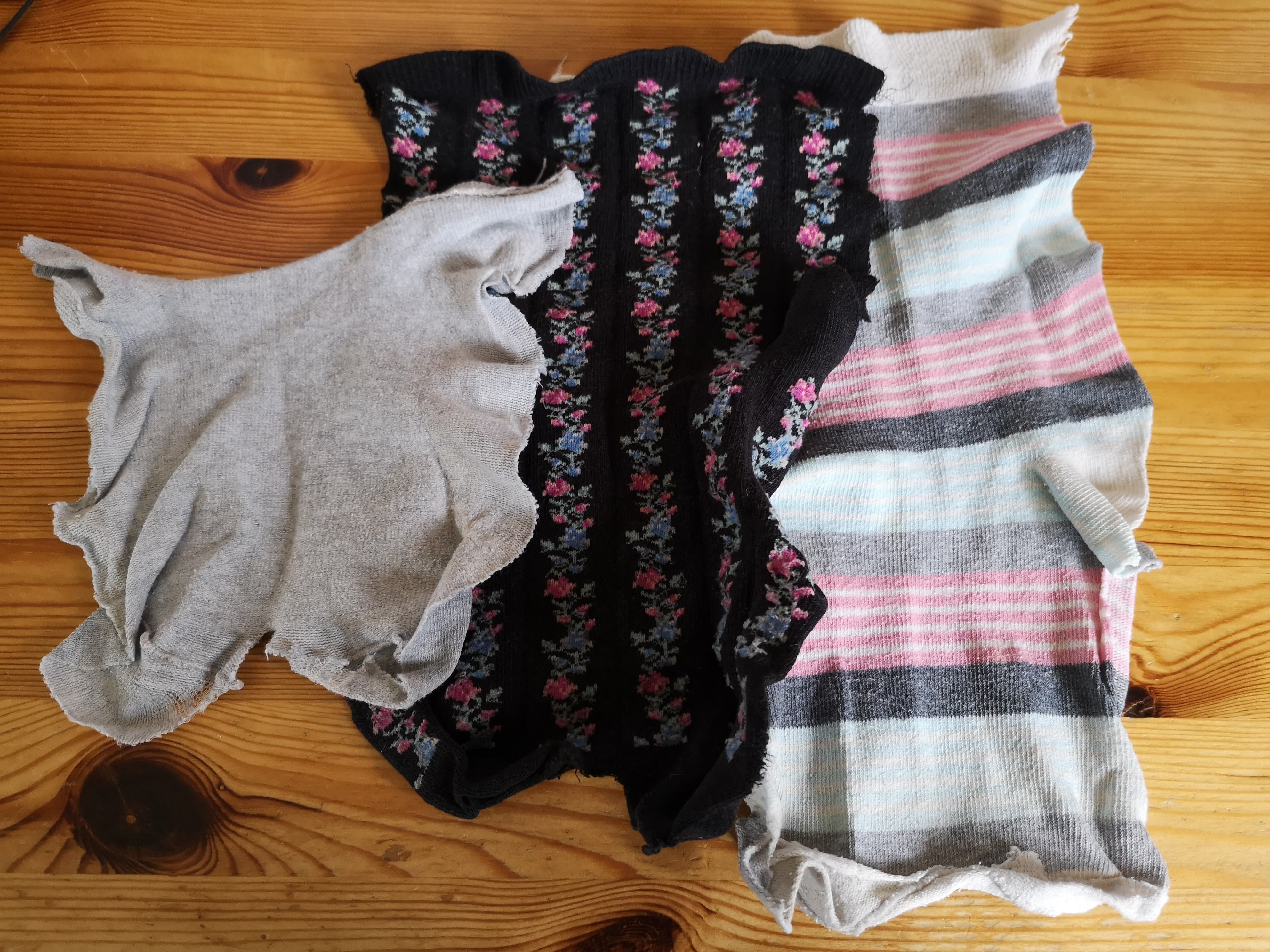 How To Make Useful Cloths out of Old Socks - This Brilliant Day