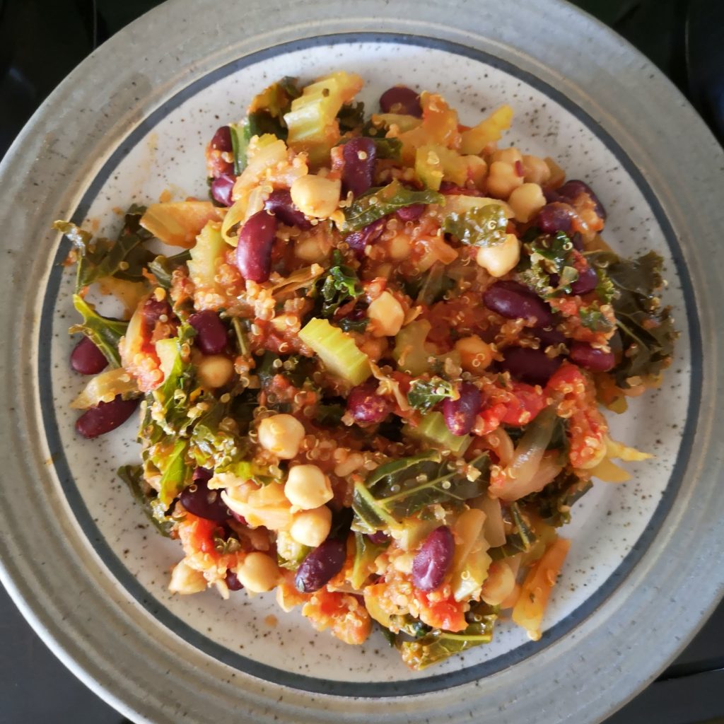 Kale and Quinoa Healthy One-Pot Meal