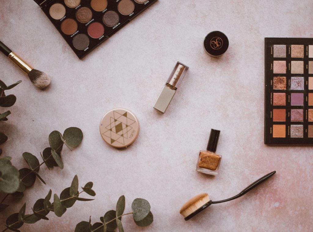 Various items of make-up.