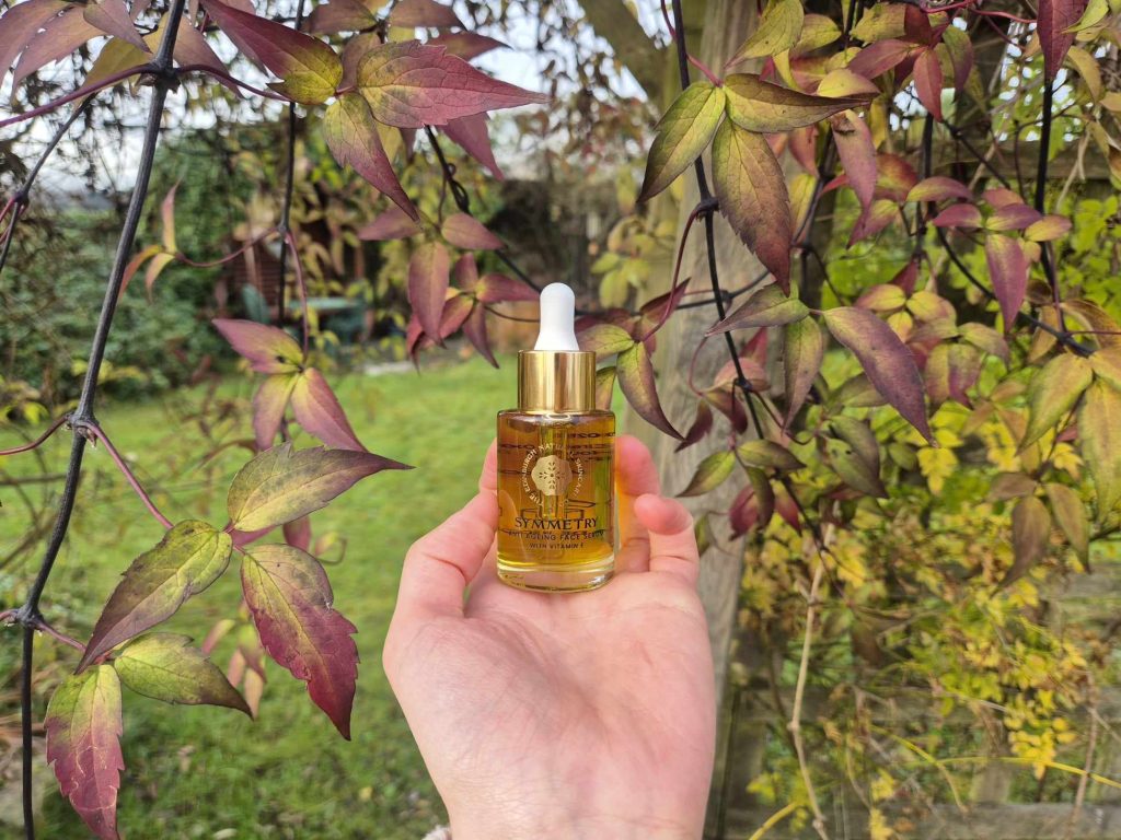 A bottle of The Edinburgh Natural Skincare Company Symmetry Anti Ageing Face Serum